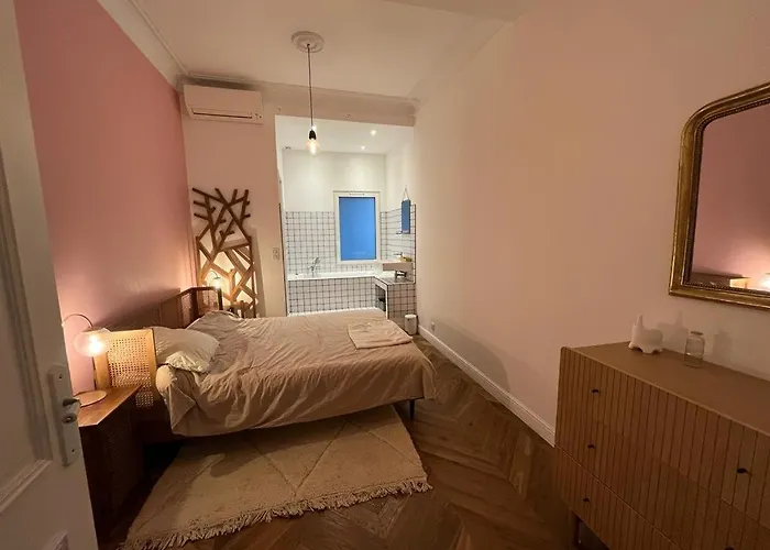 Апартаменты De Maitre T3 80m2 En Plein Centre. Аяччо